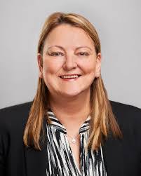 Erin Lahti's Instagram, Twitter & Facebook