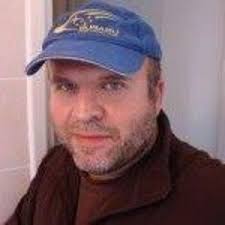 The guitars, strings, amps & pedals of the world's best artists