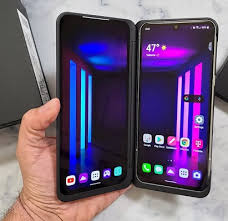 Lg v60 thinq 5g comes with android 10, 6.8 ips fhd display, snapdragon 865 chipset, triple rear / 10mp selfie cameras, 8gb ram and 128gb rom. Lg V60 Thinq 5g Full Specifications Features Price In Philippines