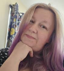 I bought this... It made me feel dull 😑