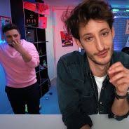 L'éditorialiste alexis poulin réagit à la vidéo des influenceurs youtube mcfly et carlito, dans laquelle emmanuel macron se livre à un jeu d'anecdotes. Mcfly Et Carlito Vol Du 14 Juillet Confirme Avec La Patrouille De France A Macron De Jouer Le Jeu Purebreak