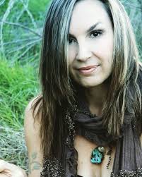 Karen Eden's Instagram, Twitter & Facebook