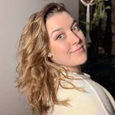 Sara Freitas (@sarajfreitas)