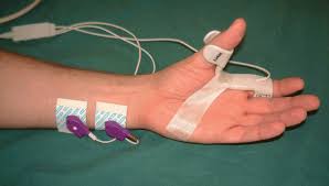 These deluxe ankle stabilizers have reinforced side stays and are adjustable for a custom support and fit. Targeting Effects Section 2 Personalized Anaesthesia