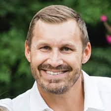 Meet the dynamic individuals of our LEAD Cohort Nine! 🌟 Next up, is Dwight  Rabe! Lieutenant Colonel Dwight Rabe, USAF, graduated from the U.S. Air  Force Academy in 2006 and commissioned as