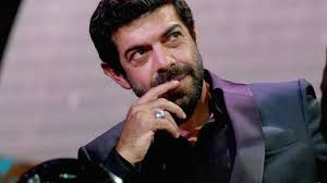 Pierfrancesco favino (roma, 24 agosto 1969) è un attore e doppiatore italiano. Pierfrancesco Favino Chi E La Bellissima Moglie Famosa Attrice Solonotizie24