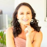 Jodie Belcher's Instagram, Twitter & Facebook