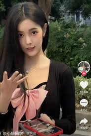 By inna chou 與 eva lee（cosmo tw）. å´äº¦å‡¡03å¹´å¥³å‹èº«ä»½è¢«æ›å…‰ æ‰‹æœºå±ä¿éœ²ç«¯å€ª æ‹æƒ…åå®žå¼•çƒ­è®®