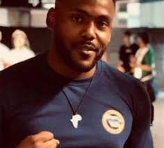 Panisk ung mand anmeldte hooliganleder på 112: 'Er I ikke søde at komme  nu?'