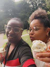 Danielle & Daniella Gogglebox (@danielledaniella_gogglebox) • Instagram  photos and videos