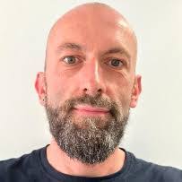 Hin Kong's Instagram, Twitter & Facebook