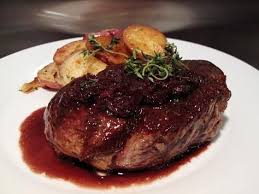 Pan Seared Filet Mignon With Red Wine Shallot Reduction Pan Seared Filet Mignon Filet Mignon Recipes Red Wine Reduction Sauce