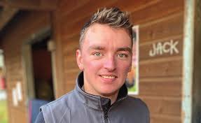 67047_Jets Newsletter.indd