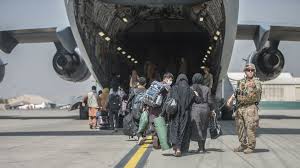 Most us embassy staffers in afghanistan were awaiting evacuation at kabul airport sunday — which was taking fire as taliban forces moved in amid the deteriorating situation, according to reports. Riwjbmgl V5 Um