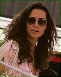She does apparently have naturally curly hair that she usually gets blow out: 900 Royals Ideas Princess Kate Duchess Kate Kate Middleton