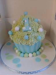 Birthday Cupcake Ideas For Boys Giant Cupcake Giant Cupcake Cakes First Birthday Cupcakes 1st Birthday Cake Smash