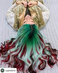 10 Brilliant Shades Of Christmas Hair Color 2020 Ultimate Guide Winter Hair Color Holiday Hair Color Silver Hair Color