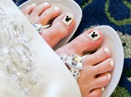 Resultado de imagen para imagen de uñas de pies mickey mouse