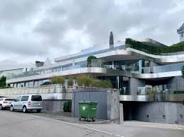 House big and beautiful for roger federer. Why The Footsteps Of Federer Book Aces