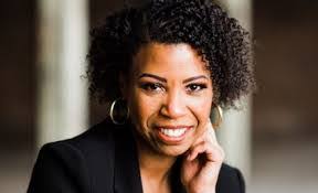 Kimberly Hauser's Instagram, Twitter & Facebook