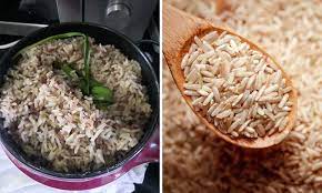 Beda dengan beras putih, beras merah hanya perlu dicuci sebentar dua kali cuci. Wanita Ini Dedah Rahsia Cara Masak Beras Perang Supaya Lagi Sedap Tak Keras Daily Makan
