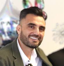 Adrian Landa's Instagram, Twitter & Facebook