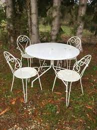 .jardin en fer forgé de notre magasin de mobilier et accessoires sont réalisés par des ferronniers d'art, les pièces sont façonnés au feu de la forge ou du chalumeau selon des techniques ancestrales utilisant le marteau ou l'étampe, votre mobilier de jardin pour l'extérieur est composé d'une table de. Salon De Jardin En Fer Forge Ancien Ebay