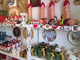 The museu de josé malhoa, in caldas da rainha, is a regional portuguese museum, that hosts the finest collection of the portuguese naturalist. Traditional Pottery From Caldas Da Rainha Portugal Album On Imgur