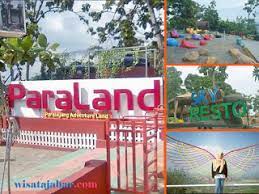 Rumah hobbit paraland resort : Paraland Wisata Selfie Kekinian Paling Ngehits Di Majalengka