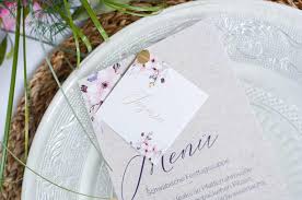 Großverkauf blanko tischkarten aus china blanko tischkarten großhändler über großverkauf hochzeitskarten blanko, großverkauf dankkarten blanko und mehr bei alibaba.com. Tischkarten Fur Die Hochzeit Online Selbst Gestalten Carinokarten