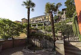 Book Hotel Villa Cipressi In Varenna Hotels Com Villa Hotel Booking Hotel