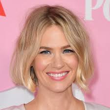 Dicono che “i capelli lunghi ispirano la femminilità”, ma se guardate da vicino. Tagli Capelli Medi Tutti I Tipi Di Bob Di Tendenza Vanity Fair Italia