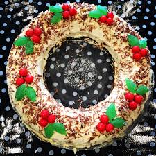 For a chocolate ripple wreath, simply spread a little cream (about 1 level tablespoon each) between each biscuit and start to gently press the biscuits together. Chocolate Ripple Cake Christmas2014 Christmas Chocolate Christmas Food Treats Christmas Deserts
