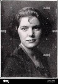 Circle (Abbot Academy yearbook) . 13 The Abbot Circle 19 2 1. A LIC GO R  HAM HALLETT Al Gloucester, Mass. Arm Band 21 Two yearsEnglish V Play As  frank as dew