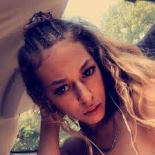 Savannah Cain's Instagram, Twitter & Facebook