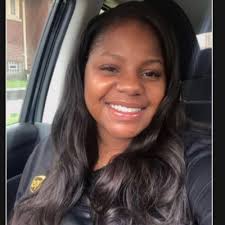 Mia Lewis (@MiaLewisUPS)