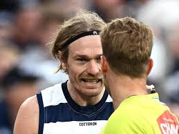 AFL umpires denied access to stats before deciding