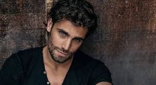 Mario ermito is a housemate on grande fratello vip 5. Mario Ermito Il Nuovo Bello Del Tale E Quale Show La Rivelazione Di Parpiglia Su Instagram