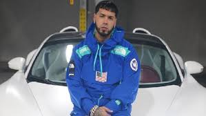 Bad bunny ha revolucionado a sus millones de seguidores con una enigmática publicación en instagram que dice carro nuevo, música nueva. Se Copio De Bad Bunny Anuel Aa Muestra Su Nuevo Auto Valorado En Mas De 2 Millones De Dolares Meganoticias