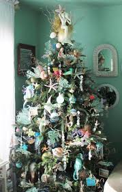 Shop christmas decorations online by category below and save 30 to 60% off! 30 Brilliant Coastal Chic Christmas Tree Decorating Ideas