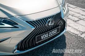 Lexus es250 luxury+free 3yrs warranty+service. Review Lexus Es 250 Luxury Effortless Opulence Autobuzz My