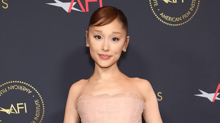 Ariana Grande to 'Step Back From Visibility' Amid 'Public Scrutiny'