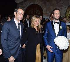 1967) είναι η σύζυγος του πρωθυπουργού της ελλάδος κυριάκου μητσοτάκη από το 1997. Kyriakos Mareba Kai Domna Ston Xryso Gamo Ths Anastasias Kaisarh Photos To Pontiki