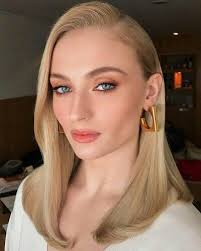 Sophie Turner Womens Makeup Sophie Turner Makeup For Black Women