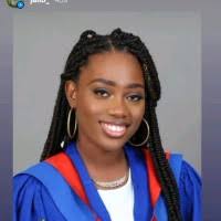 800+ perfiles de «Farquharson»