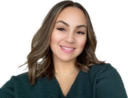 Sheila Hinzman's Instagram, Twitter & Facebook