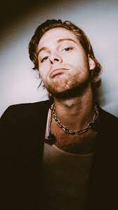 Luke hemmings has finally found love. Hq Luke