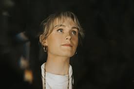 PREMIERE: With "Away Again," Annie Leeth Provides a Balm for Your  Melancholy Blues