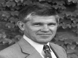 Chair's Corner Gnat's Eye Gnus