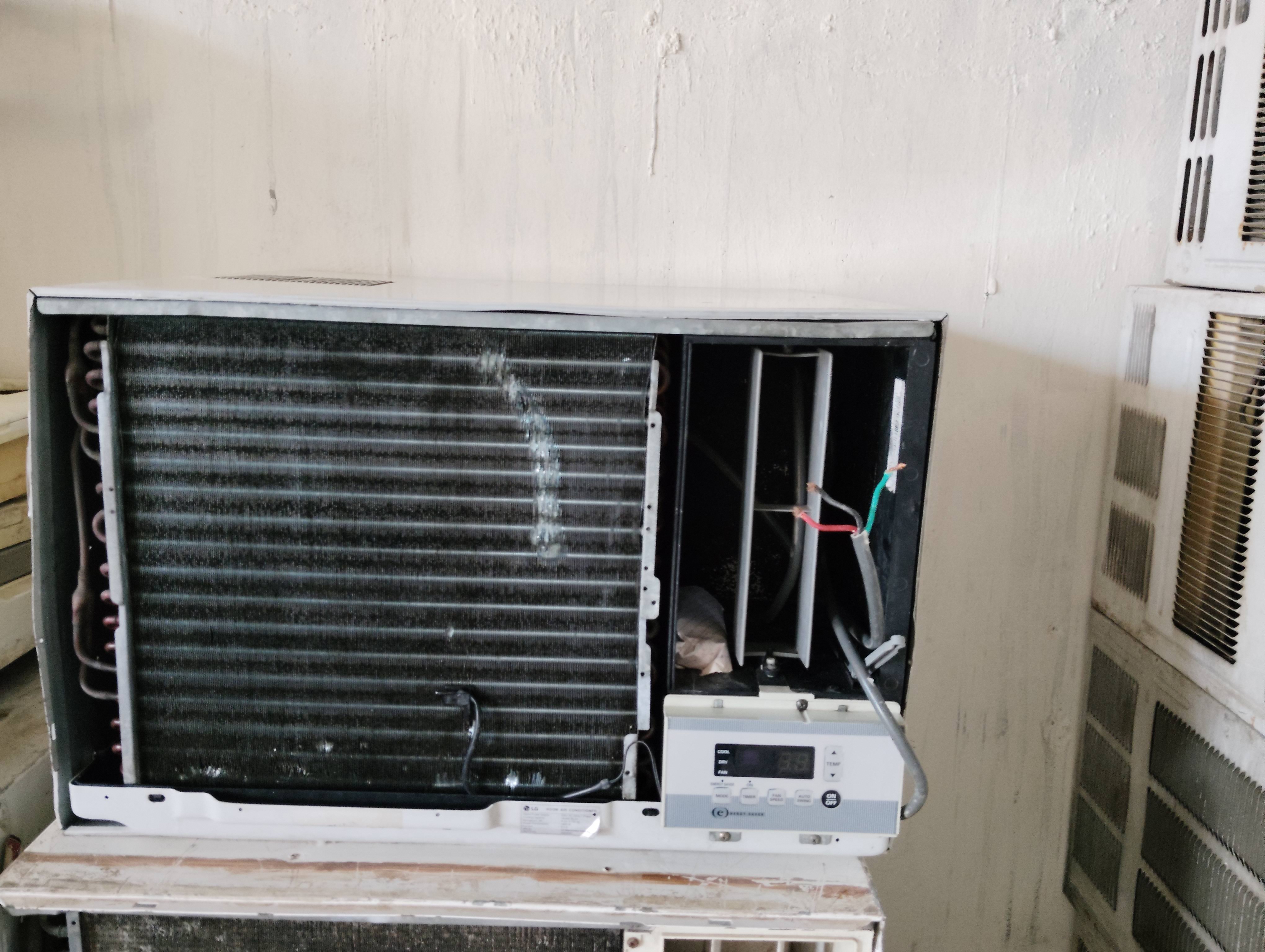 LG Air conditioner product image